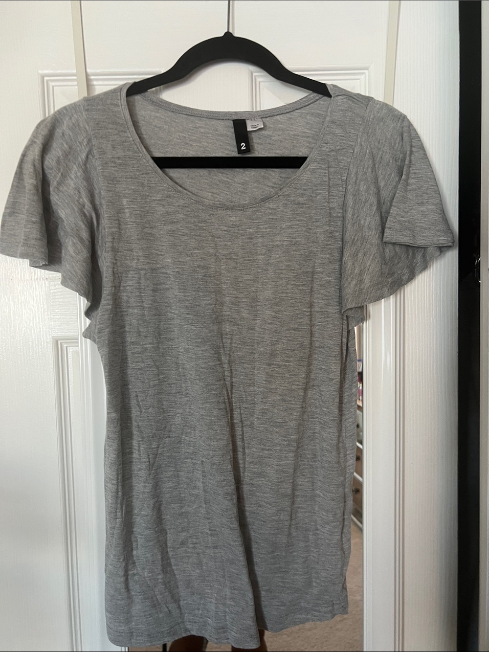 H&M Heather Grey Flutter Sleeve Tee - Size 2